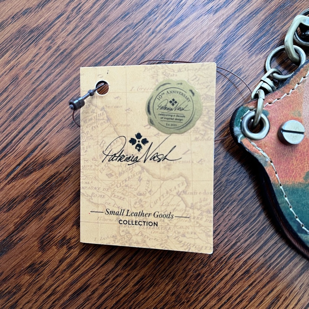 Key Fob - Picture 4 of 5
